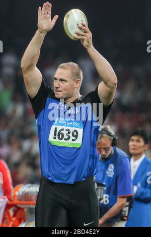 Gold medalist Gerd Kanter of Estonia, Men`s Discus Throw Final in the National Stadium during the Beijing 2008 Olympic Games in Beijing, China, 19 Aug Stock Photo